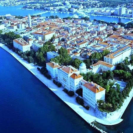 Gana Apartment