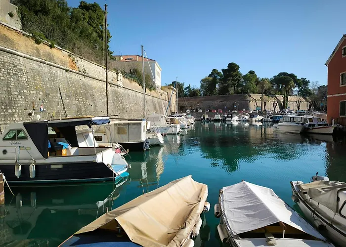 Gana 아파트 자다르